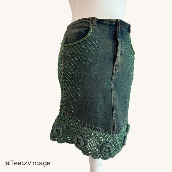 SOLD - Y2K BEADED CROCHET DENIM SKIRT - Picture 5 of 11